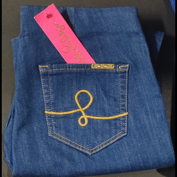 Lilly Pulitzer Jeans Ocean Cay High Rise Crop Hibiskiss Wash with Side Zipper - Picture 1 of 8